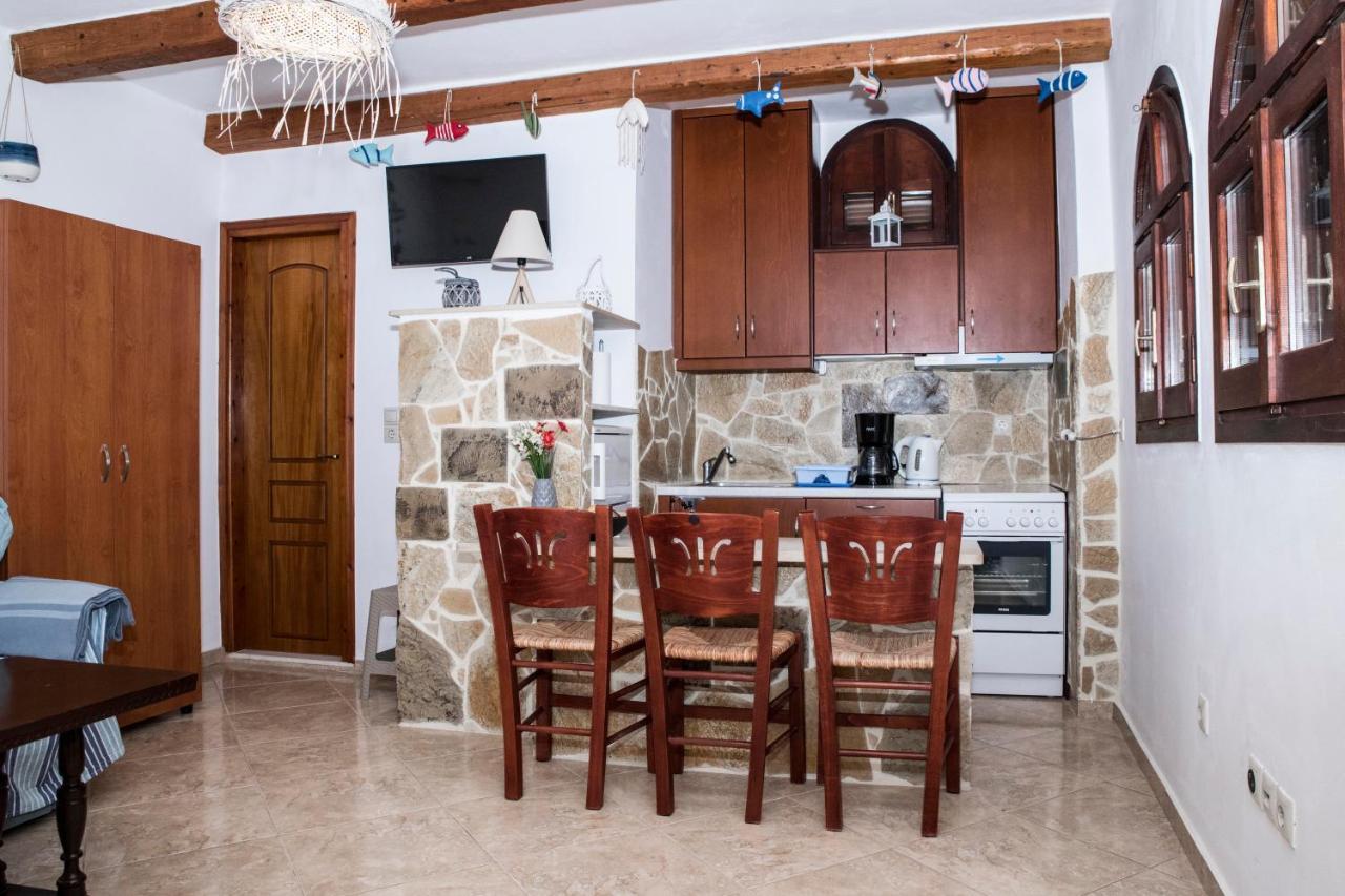 Bella Vita Style Rooms & Apartments Pitsidia Exterior foto