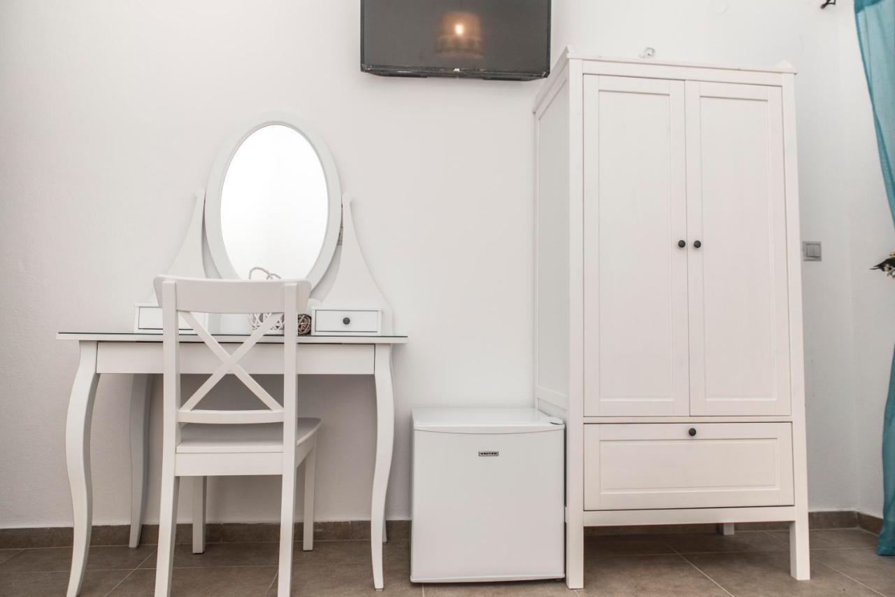 Bella Vita Style Rooms & Apartments Pitsidia Exterior foto