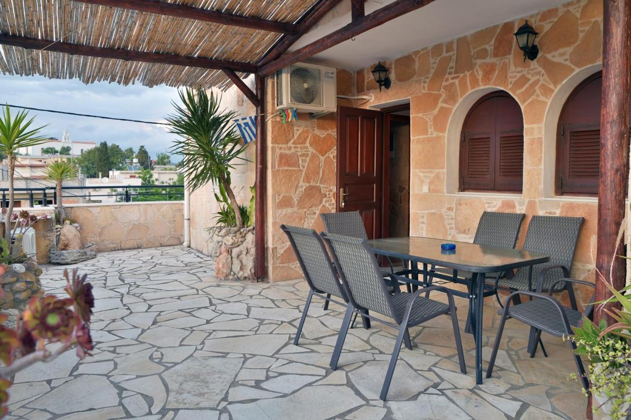 Bella Vita Style Rooms & Apartments Pitsidia Exterior foto